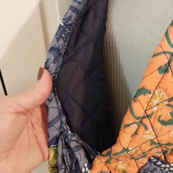 3752 Size XL / 1X Cropped Quilted Bog Coat In Red and Blue,Green, Orange. - Picture 8 of 8